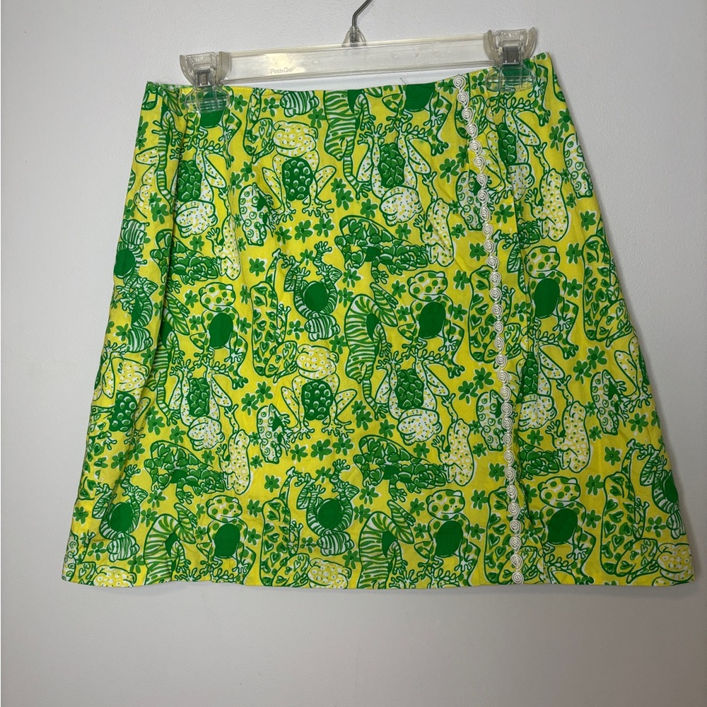 Lilly Pulitzer Cotton Green/yello with frog print lined mini skirt size 10